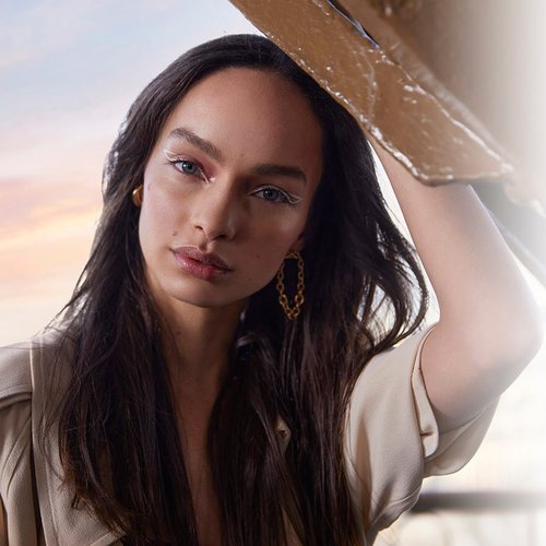 Luma Grothe Duckie Thot Infaillible 24h Fresh Hero